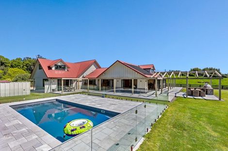 Photo of property in 390a Tukapa Street, Hurdon, New Plymouth, 4310