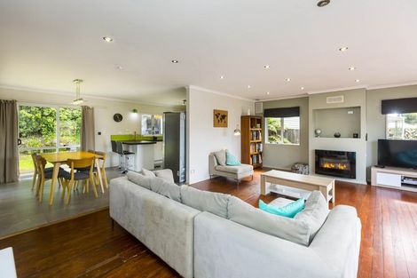 Photo of property in 22 Bridge Road, Birchville, Upper Hutt, 5018