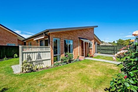 Photo of property in 14 Fulham Street, Islington, Christchurch, 8042