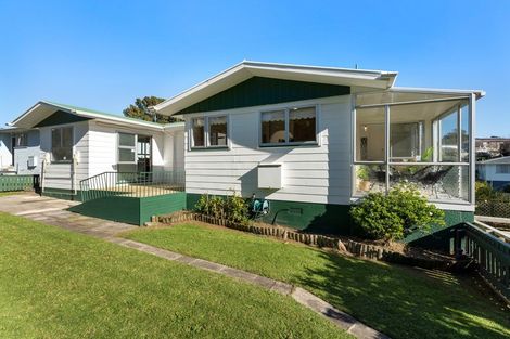 Photo of property in 39 Tavistock Street, Westown, New Plymouth, 4310