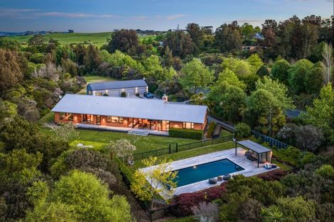 Photo of property in 2 Tamahunga Drive, Matakana, Warkworth, 0985