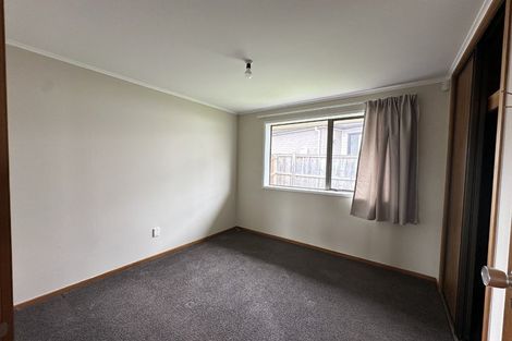 Photo of property in 42 Lewisham Street, Highland Park, Auckland, 2010