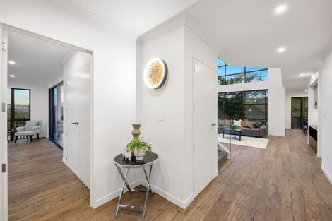 Photo of property in 101 Glenvar Ridge Road, Long Bay, Auckland, 0630