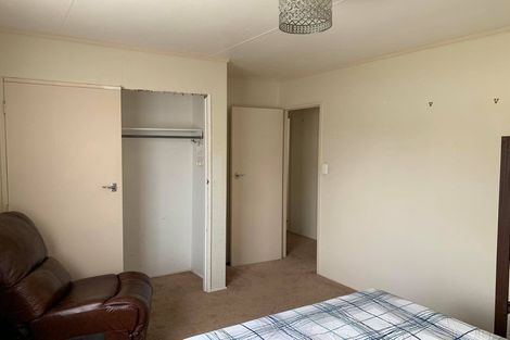 Photo of property in 2/5 Rainsford Street, Moturoa, New Plymouth, 4310