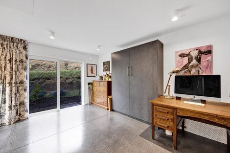 Photo of property in Tapuae, 21 Washer Road, Omata, New Plymouth, 4374