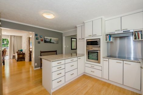 Photo of property in 6 Conifer Court, Raumati Beach, Paraparaumu, 5032