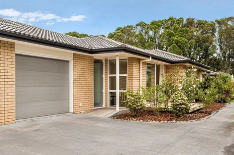 Photo of property in 16b Elizabeth Street, Orewa, 0931