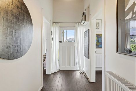 Photo of property in 85 Niblett Street, Whanganui, 4500