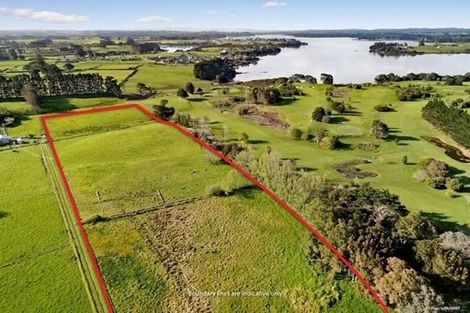 Photo of property in 56 Stevenson Road, Clarks Beach, 2122