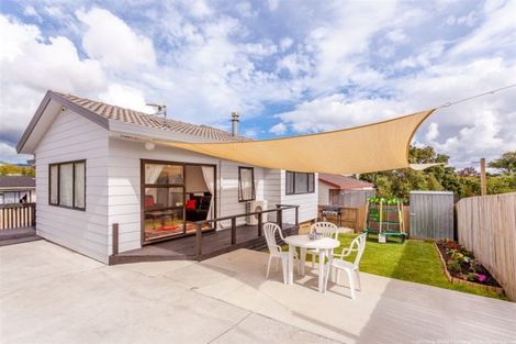 Photo of property in 1/15 Newington Road, Henderson, Auckland, 0612