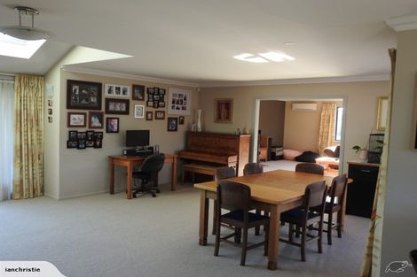 Photo of property in 339 Stoney Creek Road, Kelvin Grove, Palmerston North, 4470