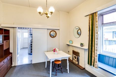 Photo of property in 67 Taradale Road, Onekawa, Napier, 4110