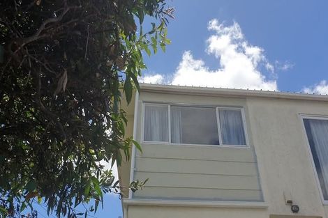 Photo of property in 15 Peach Road, Glenfield, Auckland, 0629