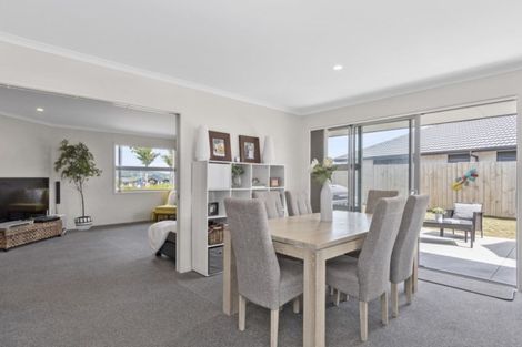 Photo of property in 127 Palm Springs Boulevard, Papamoa Beach, Papamoa, 3118