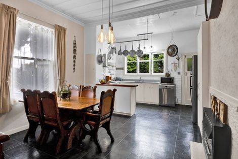 Photo of property in 54 King Street, Opunake, 4616