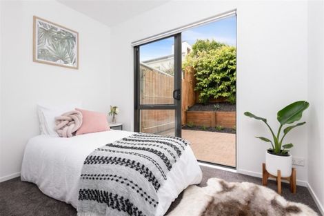 Photo of property in 14 Nagle Place, Golflands, Auckland, 2013