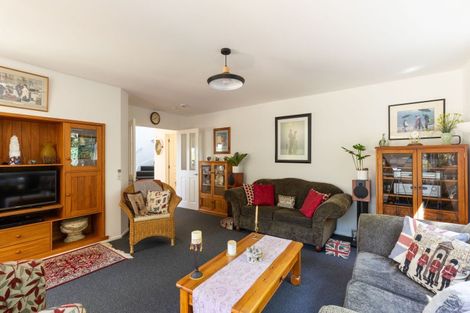 Photo of property in 3 Park View, Ferndale, New Plymouth, 4310