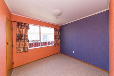 Photo of property in 23 Raglan Avenue, Cloverlea, Palmerston North, 4412