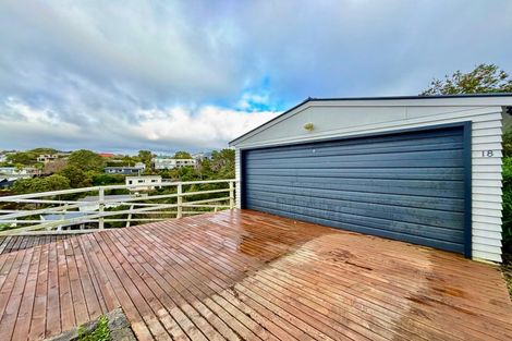 Photo of property in 18 Karachi Crescent, Khandallah, Wellington, 6035