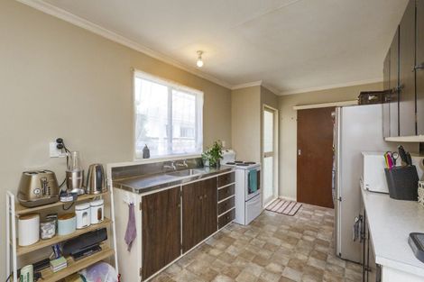 Photo of property in 20 Newton Place, Westbrook, Palmerston North, 4412