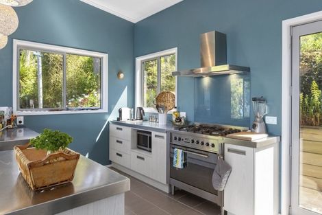 Photo of property in 1353 Taieri Mouth Road, Taieri Mouth, Brighton, 9091