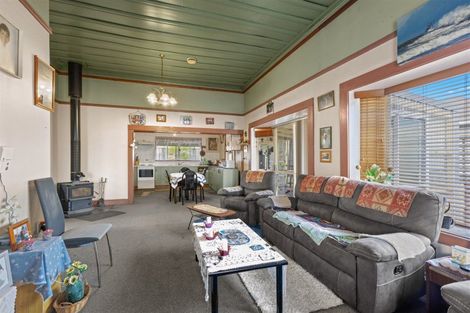 Photo of property in 60 Wakefield Street, Westport, 7825