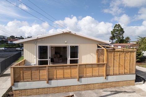 Photo of property in 17b Wallis Street, Raglan, 3225