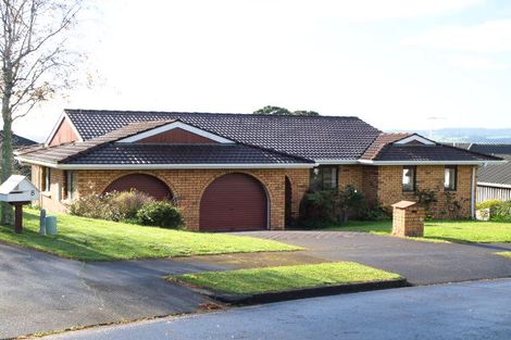 Photo of property in 10 Jolyn Place, Cockle Bay, Auckland, 2014