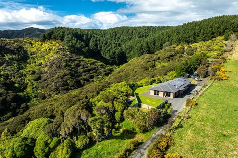 Photo of property in 759 Takarau Gorge Road, Makara, Wellington, 6972