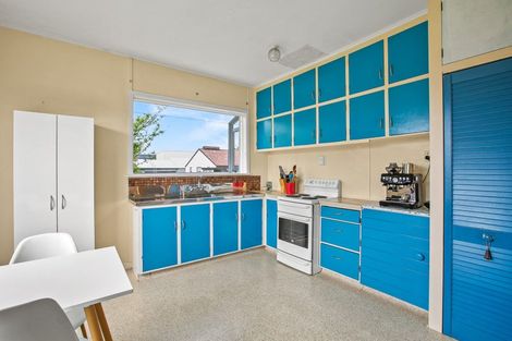 Photo of property in 36 Beach Street, Fitzroy, New Plymouth, 4312