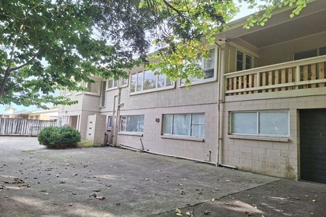 Photo of property in 280 Great South Road, Papakura, 2110