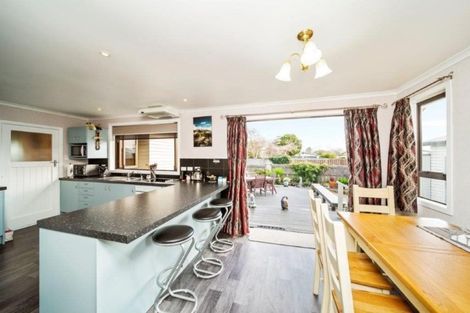 Photo of property in 151 Waihi Road, Hawera, 4610