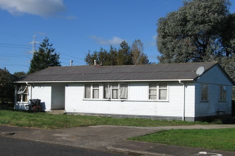 Photo of property in 61 Cooper Crescent, Otara, Auckland, 2023