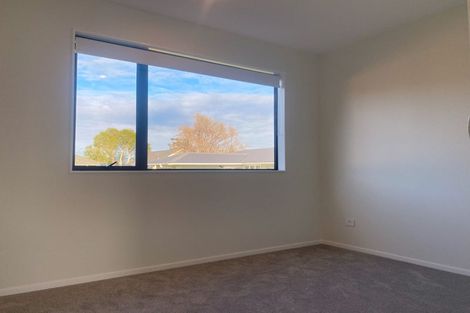 Photo of property in 4/5 Preston Avenue, Henderson, Auckland, 0610