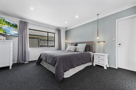 Photo of property in 47 Inverness Drive, Pyes Pa, Tauranga, 3112