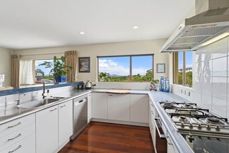 Photo of property in 5 Wisteria Way, Mairangi Bay, Auckland, 0630