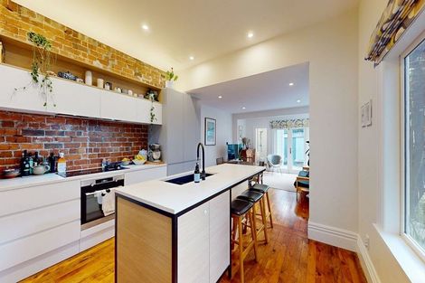 Photo of property in 188 The Parade, Island Bay, Wellington, 6023