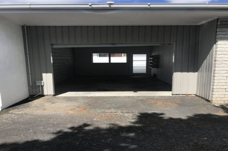 Photo of property in 2/4 Glasgow Street, St Andrews, Hamilton, 3200