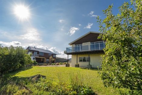 Photo of property in 101 Centennial Drive, Whitianga, 3510