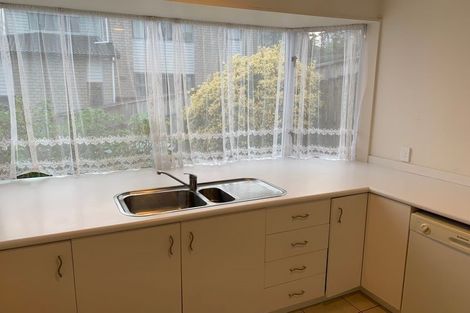 Photo of property in 2/17 Kells Place, Botany Downs, Auckland, 2010