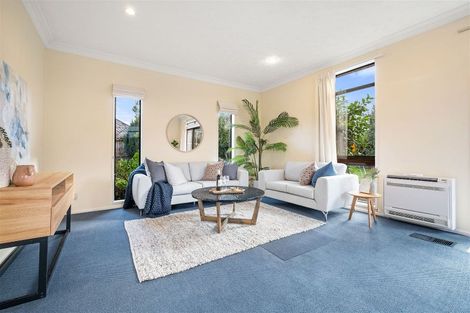 Photo of property in 22 Camberwell Place, Avonhead, Christchurch, 8042