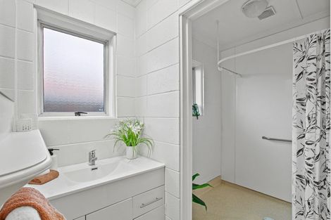 Photo of property in 12a Massey Street, Westown, New Plymouth, 4310