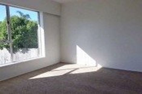 Photo of property in 1/73 Stanniland Street, Sunnyhills, Auckland, 2010