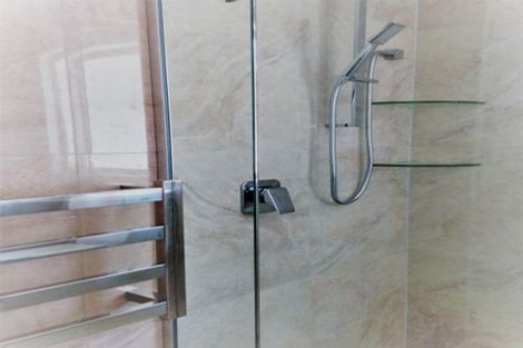 Photo of property in 226 Memorial Avenue, Burnside, Christchurch, 8053