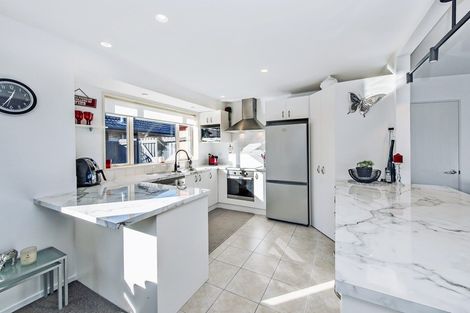 Photo of property in 11 Globe Bay Drive, Templeton, Christchurch, 8042