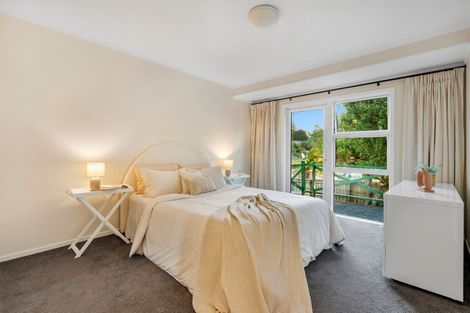 Photo of property in 68 Stanley Road, Glenfield, Auckland, 0629