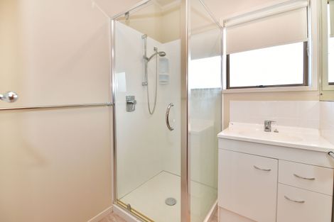 Photo of property in 178b Centreway Road, Orewa, 0931