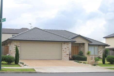 Photo of property in 59 Wayne Francis Drive, Flat Bush, Auckland, 2016