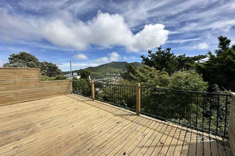 Photo of property in 24a Parklands Drive, Karori, Wellington, 6012