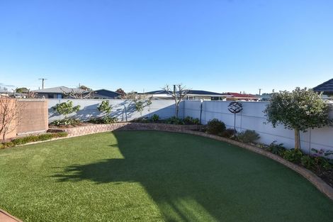 Photo of property in 22 Kura Place, Mosgiel, 9024